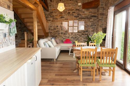Shared lounge/TV area, CASA EL TEIXO in Taramundi