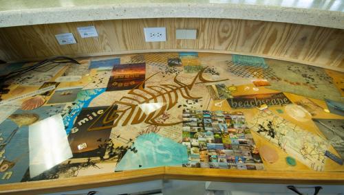 Days Inn & Suites by Wyndham Jekyll Island - image 2