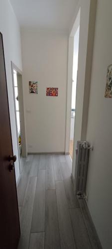 Intrare, Appartamento Volta in Cuneo