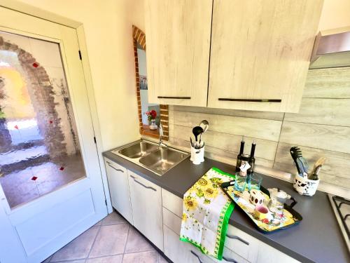 кухня, Villetta di Sara tra Arezzo, Siena, Firenze e il Chianti in Сан - Джованні Вальдарно