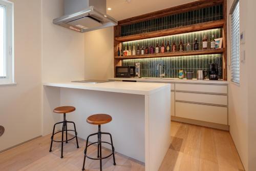 -new-SHELL THE THIRD