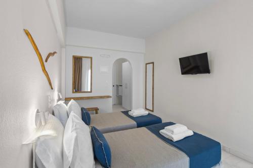 Budget Twin Room image 5