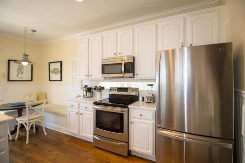 863 Bonito Road - Two Bedroom House - image 26