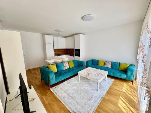 L&A Apartments