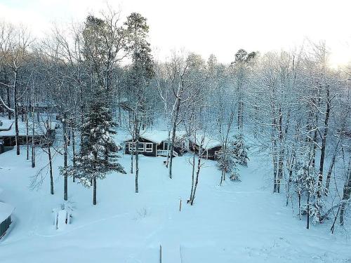 Sleepy Bay Getaway in Minocqua, USA