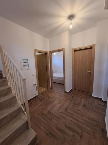 Sea View Maisonette just 250m from the Beach Fully Equipped & Spacious! in 벨리카 (라리사)