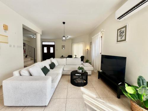 Two-Bedroom House image 10