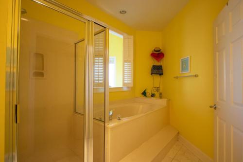 867 Bonito - Two Bedroom House - image 42