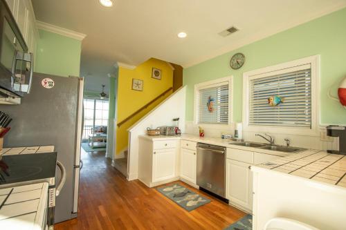 867 Bonito - Two Bedroom House - image 31