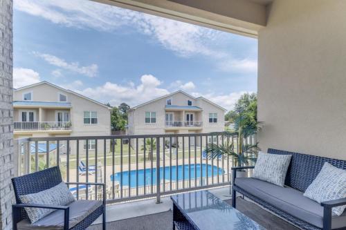 Poolside Paradise Condo