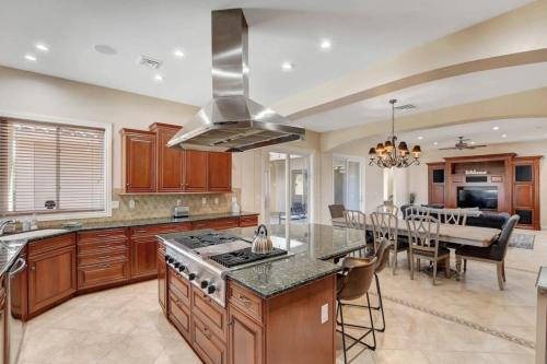 7 bedrooms - Vb court - Tennis court, Las Vegas (photo 2)