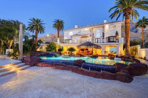 Villa with Pickleball - BB court - Pool, Las Vegas (photo 9)
