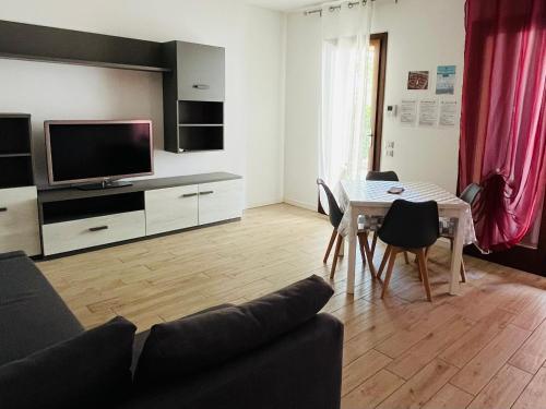 Lorena Casa Vacanze Piscina - vicina a Gardaland in Castelnuovo del Garda