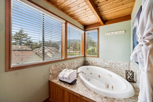 The Inn at Manzanita in Manzanita (OR)