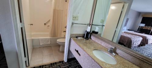 Motel 6 Jackson, MS - Southwest - 화장실