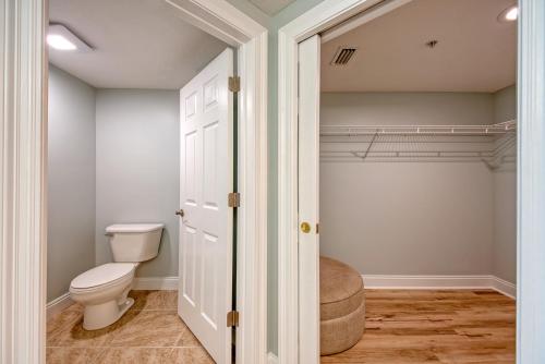 Treasure Island 2205 - image 10