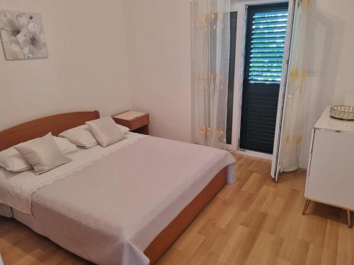 Apartmani Antonela - image 10