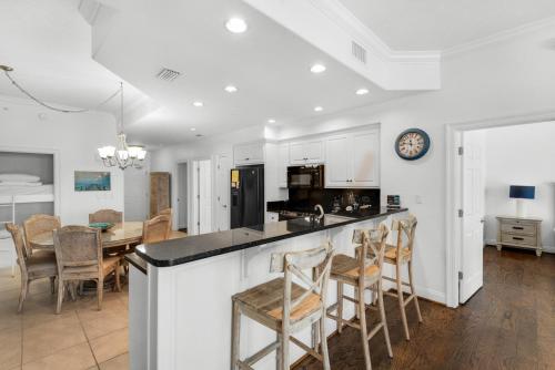 Treasure Island 0510 - image 31