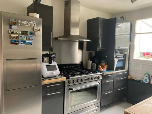 Béatrice et Michel (Beatrice et Michel) in Émerainville