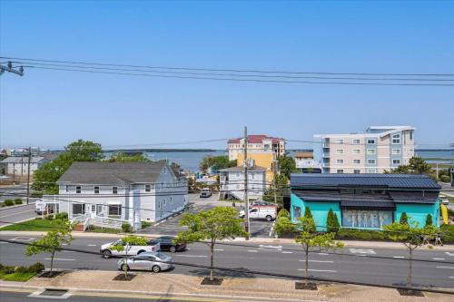 Beachcomber Motel - image 25