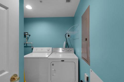 Treasure Island 1705 - image 23