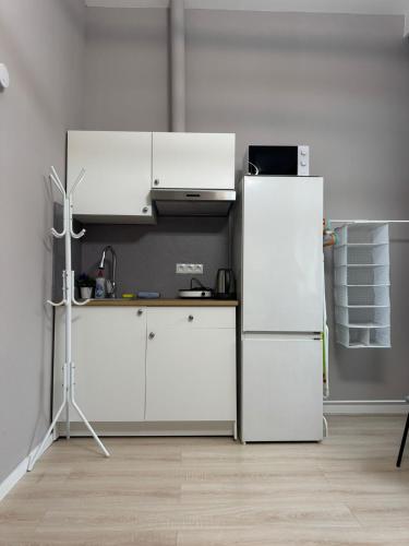 Diamonds Apartment with 2 rooms near Guzsdu udvar - image 14