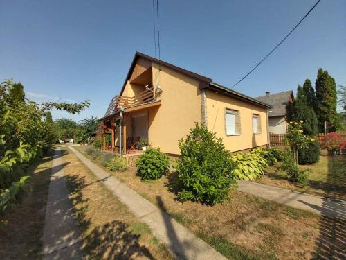 . One-Bedroom Apartment in Balatonlelle I