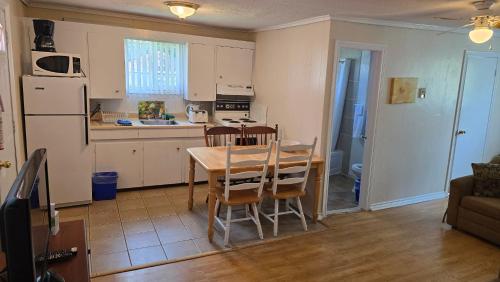 Wasaga Beach Inn And Cottages in Wasaga Beach (ON)