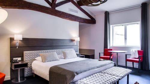 1 queen bed