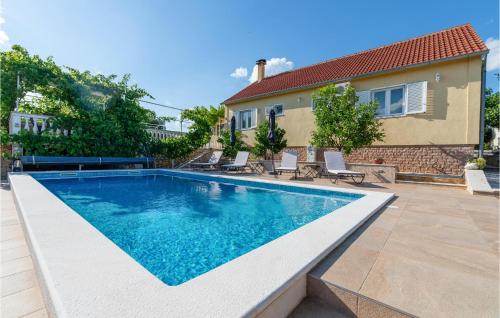 Amazing Home In Zaton Obrovacki