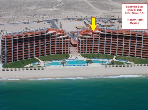 Sunny Daze Massive Grandiose Oceanfront Condo