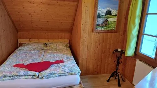 Afrika Zimmer mit Bergsicht für 2 in Emmetten, Schweiz