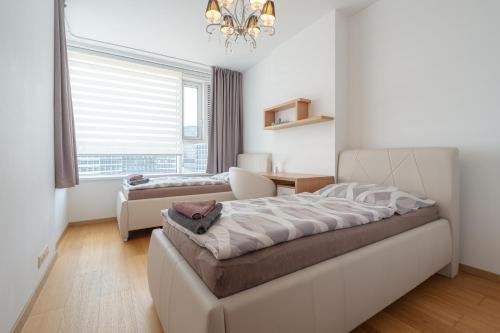 Downtown apartment in the heart of the new city center, 4 persons, parking, Bratislava (photo 5)