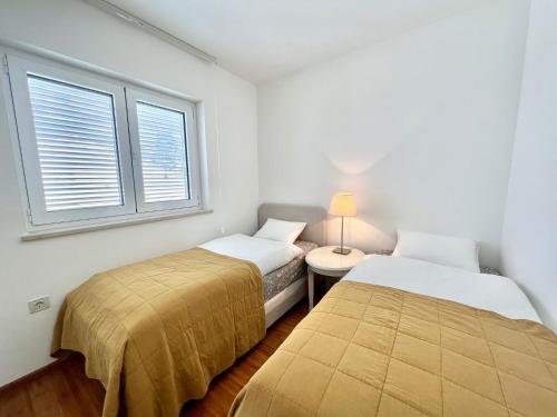 Apartment image 6