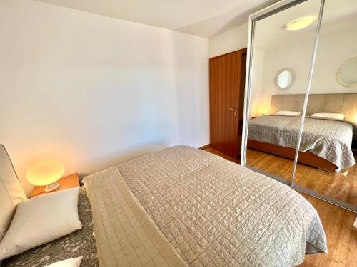 Apartment image 5