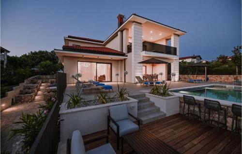 Nice Home In Malinska With Sauna – khách sạn tại Radici