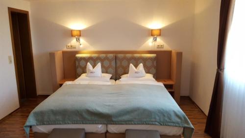 B&B Ringsheim - Gasthaus zum Hirschen - Bed and Breakfast Ringsheim