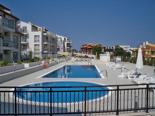 Apolon - Menada Apartments