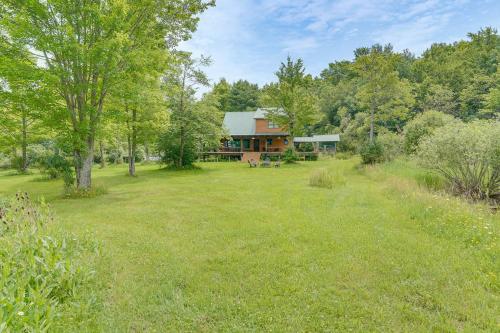 Pet-Friendly Cabin on 86 Acres in Scio: Fish, Hike in Уеллсвілль