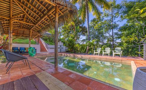 Chalet Jardin Tropical in Punta Mala