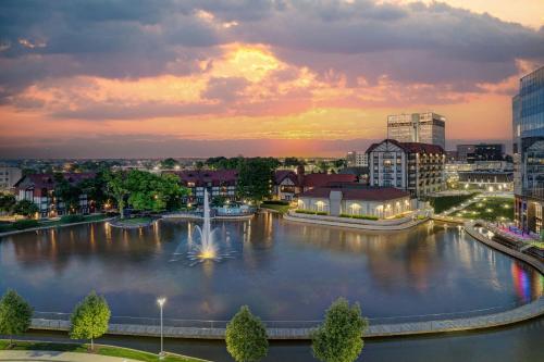 Sheraton Westport Lakeside Chalet in Maryland Heights, USA