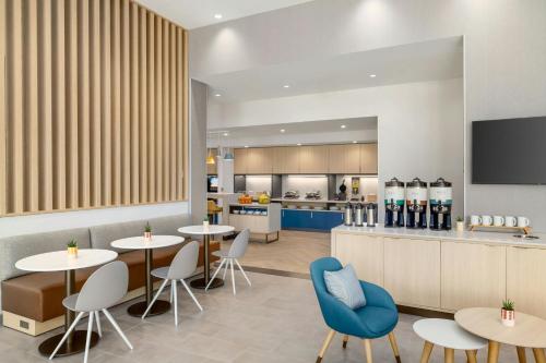 Towneplace Suites by Marriott Williston - image 12