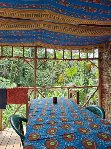 Vista exterior, Casas Salomão (Casas Salomao) in Santo António