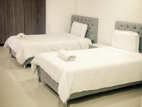 One-Bedroom Apartment image 10