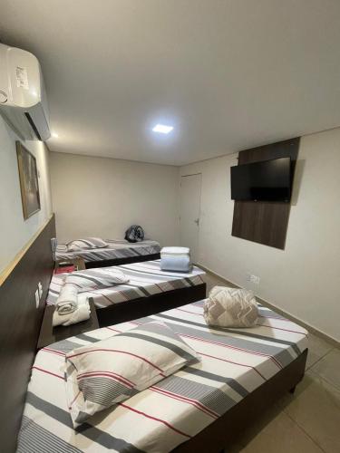 Triple Room with Private Bathroom image 5