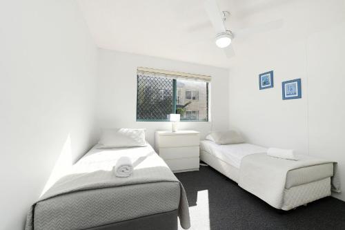 Lindomare Unit 6, 11 Orvieto Tce, Kings Beach, Caloundra (foto 2)