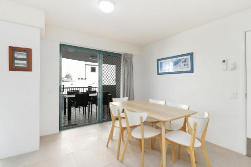 Lindomare Unit 6, 11 Orvieto Tce, Kings Beach, Caloundra (foto 3)