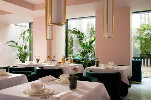 Hôtel Saint-Marc - image 2