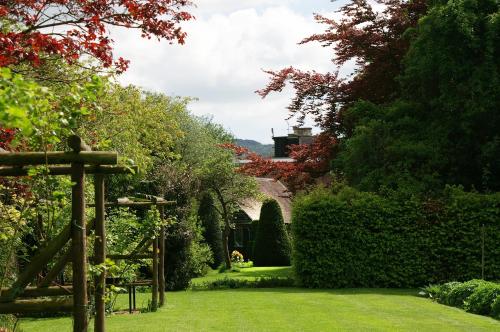 The Lygon Arms Hotel - image 2