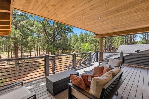 Létesítmények, Breton 3303 Flagstaff near Arborétum